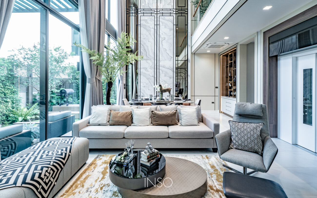 Projects : THE ONE Signature BANGNA - RAMA 9 30